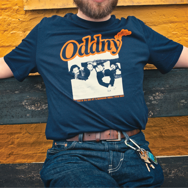 Oddny // T-skjorte // Marineblå