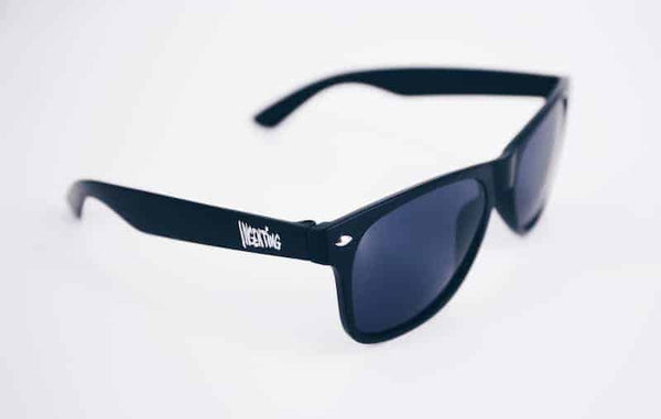 Ingenting // Solbriller // Gje faen i det